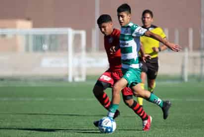 De nueva cuenta la Sub-17 de Santos Laguna cayó frente a los Xolos de Tijuana en la liguilla de dicha categoría, para ser eliminado de la contienda. (EL SIGLO DE TORREÓN)