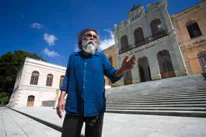 Señalaron que su padre participó en distintos proyectos, principalmente de educación artística, difusión de las lenguas originarias y medio ambiente, pero lo hizo de forma desinteresada. (ARCHIVO)