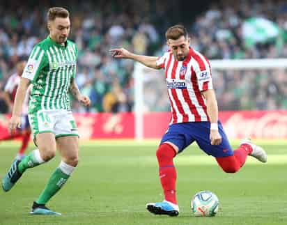 Héctor Herrera vio acción durante los 90 minutos del partido ante el cuadro bético de Andrés Guardado y Diego Lainez. (ESPECIAL) 