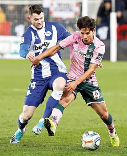 El canterano azulcrema vio acción en 18 minutos del partido que terminó igualado entre su equipo y el Deportivo Alavés. (EFE)