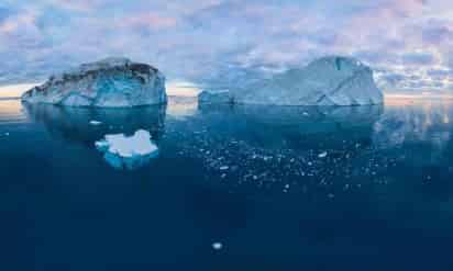 Asimismo, las temperaturas sustancialmente superiores en el Ártico generaron que la capa de hielo marino fuera mucho más baja. (ARCHIVO)