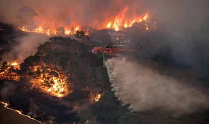 Los incendios abarcan aproximadamente 8 millones de hectáreas entre Nueva Gales del Sur, Victoria, Australia del Sur y Queensland. (EFE) 