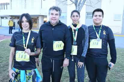 Susan, Víctor, Angélica Muñiz y Carlos Olmos.