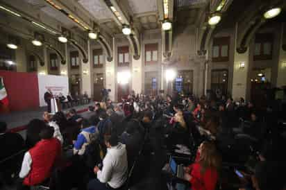 El subsecretario de Salud, Hugo López-Gatell, aseguró que hoy los gobernadores del PAN se reunirían con el presidente Andrés Manuel López Obrador y seguramente hablarán sobre la adhesión al Insabi. (NOTIMEX)