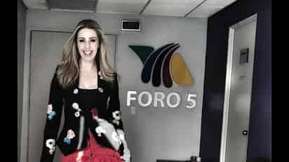 Atala Sarmiento podría regresar a su antigua televisora como conductora de La Voz Azteca. (ESPECIAL)