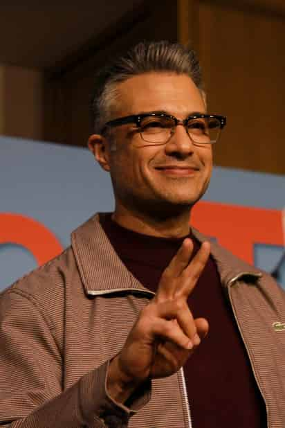 Carrera. El actor mexicano, Jaime Camil, participa en la serie de comedia Broke, que llegará en abril a la pantalla. (ARCHIVO)