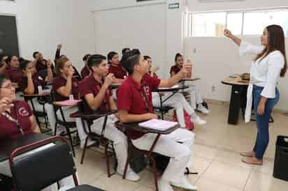 Las preinscripciones para ingresar a la Escuela de Enfermería del DIF iniciarán este miércoles. (CORTESÍA)