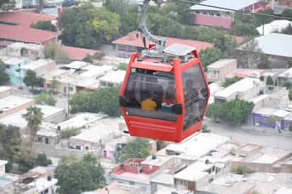 Teleférico no contempla el cierre de su servicio ante contingencia por coronavirus, solo mantiene higiene en las góndolas.