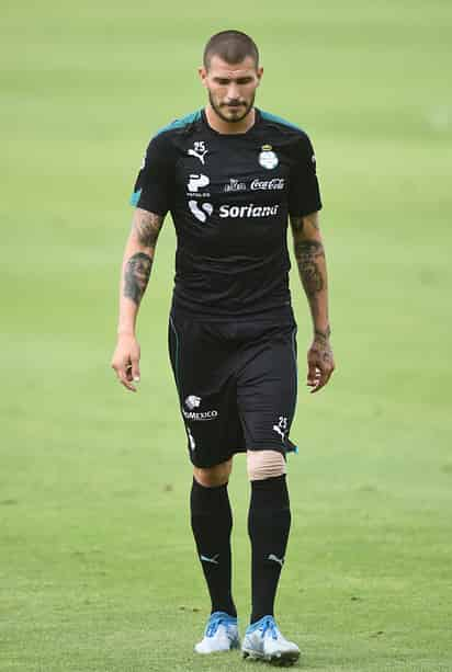 Jorge 'Chatón' Enríquez, exjugador de Santos Laguna, vive con su familia en cuarentena, en Salamanca, España. (ARCHIVO) 