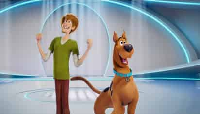 'Scoob!' es una película de animación que narra como se conocieron unos jóvenes Shaggy, Fred, Velma y Daphne antes de comenzar su aventura en grupo resolviendo misterios junto al famoso perro de Hanna-Barbera.
(ESPECIAL)