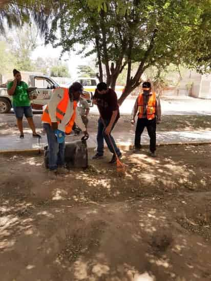 Se encuentran realizando labores de mejora, pero la ciudadanía pide más remozamientos y agua. (EL SIGLO DE TORREÓN) 