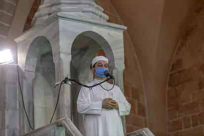 Los musulmanes del mundo celebrarán una de sus mayores festividades bajo la larga sombra del coronavirus. (ARCHIVO)