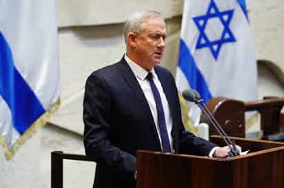 El primer ministro israelí, Benjamín Netanyahu, dijo hoy que Irán se está poniendo en peligro tras los comentarios del líder supremo iraní, Alí Jameneí, en los que llamó a eliminar el 'virus sionista'. (ARCHIVO)