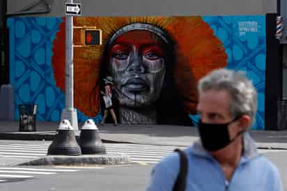 El estado de Nueva York tuvo un repunte en sus fallecidos con COVID-19 este domingo y registró 109 en las últimas 24 horas, 25 más que el día anterior. (ARCHIVO) 