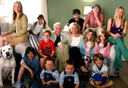 Varias estrellas como Hilary Duff, Piper Perabo y Bonnie Hunt de la película Más barato por docena sorprendieron a fanáticos tras recrear algunas de las escenas de la exitosa cinta que se estrenó en 2003. (ESPECIAL)