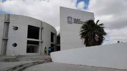 UAdeC toma el caso y realiza las diligencias correspondientes, tanto con las alumnas como con el docente para guardar la transparencia y el derecho de ambos. (EL SIGLO COAHUILA)