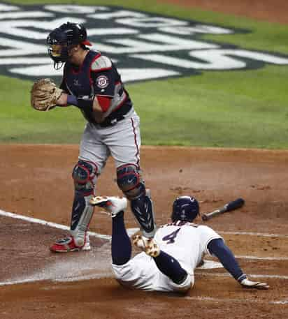 El turno corresponde ahora al sindicato de jugadores, quienes deberán estudiar la propuesta de los directivos del beisbol de la gran carpa. (EFE)