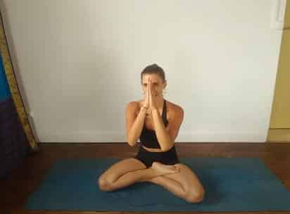 En medio de las medidas de confinamiento que mantienen aislado a medio mundo, la India ha promocionado como nunca antes la disciplina milenaria del yoga, subrayando los beneficios físicos y espirituales de esta práctica. (ESPECIAL)