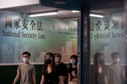 Gran Bretaña anunció a inicios de julio que conferiría derechos de residencia a hongkoneses. (ARCHIVO)