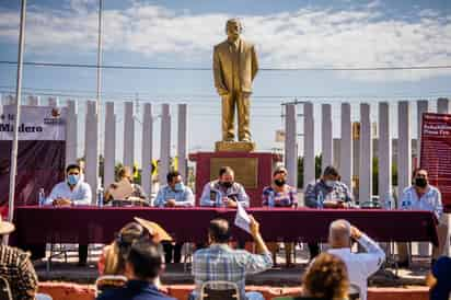 Ayer viernes se dio el banderazo de inicio de la rehabilitación de la plaza Francisco I. Madero, ubicada en el entronque del municipio con el mismo nombre.