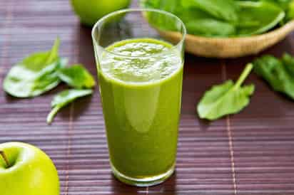 Hay un jugo que tiene la capacidad de controlar la diabetes y el colesterol, lo puedes preparar en casa con la receta que te proponemos. (ESPECIAL) 