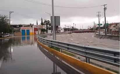 Protección Civil del estado informó que el hecho se presentó en avenida Del Fraile 412, colonia Valle de Lincoln sector El Fraile, luego que al servicio de emergencia 911 se pidió apoyo médico para una mujer que estaba a punto de dar a luz.
(EL UNIVERSAL)