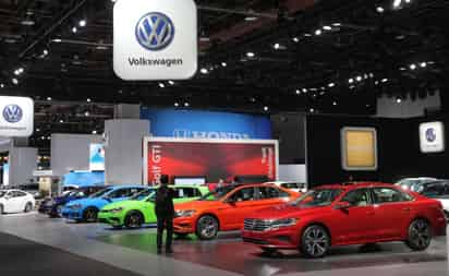 Las automotrices con mayor volumen de venta en el mercado: Nissan, General Motors y Volkswagen presentaron una reducción en el mes de 28.6%, 30.6% y 38.7%, respectivamente.
(ARCHIVO)