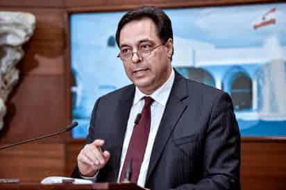El primer ministro del Líbano, Hassan Diab, anunció hoy la renuncia del Gobierno seis días después de la explosión en el puerto de Beirut que ha causado al menos 160 muertos y más de 6,000 heridos. (EFE)