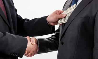 La Comisión de Bolsa y Valores de Estados Unidos (SEC, por sus siglas en inglés), informó el pasado 6 de agosto que la firma especializada en préstamos al consumo World Acceptance Corporation (WAC), con sede en Carolina del Sur, acordó pagar 21.7 millones de dólares para resolver los cargos por violar la Ley de Prácticas Corruptas en el Extranjero (FCPA, por sus siglas en inglés). (ARCHIVO)