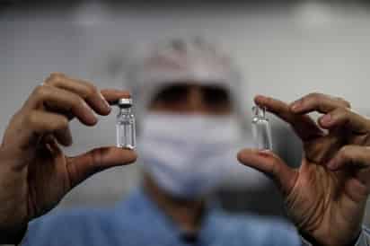 El Instituto Robert Koch (RKI), centro epidemiológico de referencia en Alemania, cree que es posible que se logre para este otoño una vacuna contra la COVID-19. (ARCHIVO) 