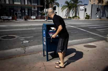 El Servicio Postal advirtió que votantes en 46 de los 50 estados podrían no poder ejercer su derecho. (EFE) 