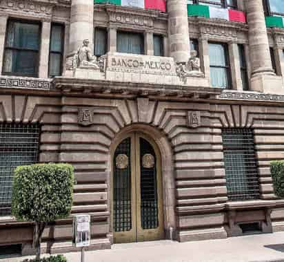 Banco de México (Banxico) publicó las circulares con las reglas y modificaciones para hacer efectivos los ajustes que dio a conocer el pasado 30 de julio para el destino de los recursos que puso a disposición de las instituciones de crédito para apoyar a empresas de menor tamaño y personas que han resultado afectadas por el impacto económico de COVID-19. (ARCHIVO)