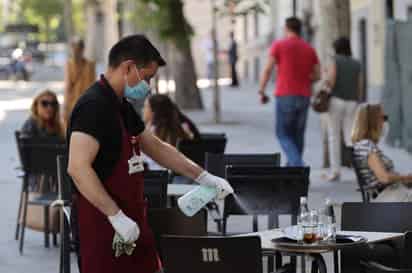 Madrid, epicentro de la pandemia en España y Europa, se prepara para vivir a partir del lunes restricciones a la movilidad que afectarán a casi un millón de personas. (ARCHIVO) 