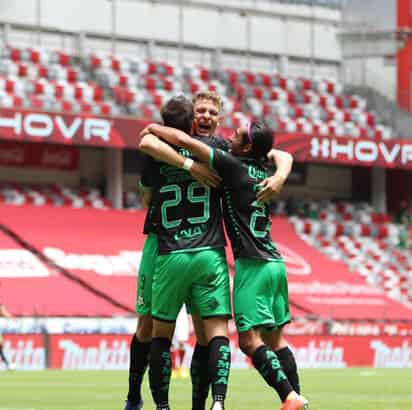 La felicidad regresó a los Guerreros, que ayer lograron su primer triunfo como visitantes en el Guardianes 2020. (Cortesía Santos)