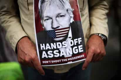 El experto indicó que Assange también ha sido diagnosticado con un trastorno del espectro autista. (ARCHIVO) 