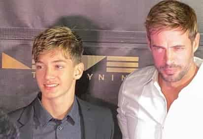 William Levy habría vivido momentos de angustia luego de que su hijo mayor Christopher sufriera un accidente que provocó que fuera intervenido quirúrgicamente. (INSTAGRAM) 