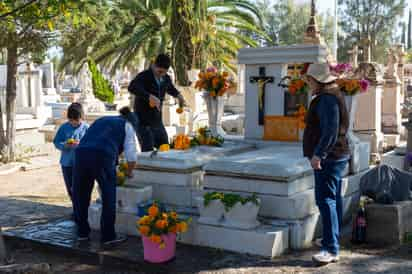 Autoridades analizarán los factores que podrían involucrar la celebración del 2 de noviembre. (EL SIGLO DE TORREÓN) 