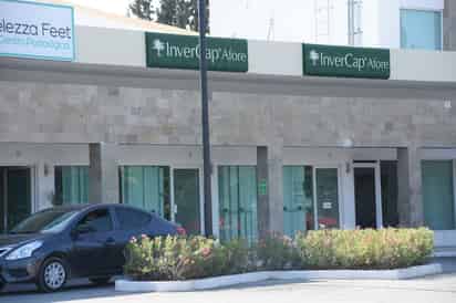 La mañana de este miércoles, la denunciante , fue llamada a las oficinas de la administradora de fondos para el retiro y le informaron que estaba despedida sin razón o causa justificada. 