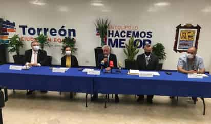 Sergio Lara Galván señaló hoy viernes que de parte de la administración municipal se hará “lo necesario” para que la ciudadanía sea tratada con respeto y apego a la ley de parte de los elementos de Vialidad, evitando conflictos verbales y hasta agresiones físicas como las que e han difundido a lo largo de la administración en redes sociales, escenas que además desencadenaron en la separación del cargo del anterior jefe de la corporación, Pedro Luis “NN”.
(FERNANDO COMPEÁN)