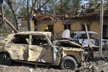 Armenia y Azerbaiyán han declarado un alto el fuego humanitario en Nagorno Karabaj a fin de intercambiar prisioneros y los cuerpos de los muertos, informó hoy el Ministerio de Asuntos Exteriores ruso, que medió entre las partes. (ARCHIVO)