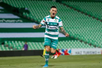 El futbolista uruguayo de Santos Laguna, Brian Lozano, publicó en sus redes sociales la evolución que tiene luego de la lesión que lo ha hecho parar durante todo el torneo Guard1anes 2020. (ARCHIVO)