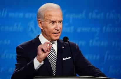 El presidente electo Joe Biden habló el jueves por teléfono con el papa Francisco mientras continúa con sus conversaciones con los líderes de distintas partes del mundo. (ARCHIVO)