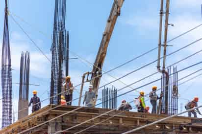 De todas las actividades industriales, es la construcción la que más continúa batallando para salir adelante y es la que genera más empleos. (ARCHIVO) 