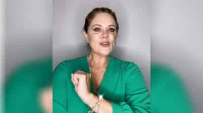 Erika Buenfil no tuvo 'pelos en la lengua' y reveló que sí ha tenido rivalidades dentro de los sets de grabación con otras compañeras.  (ESPECIAL) 