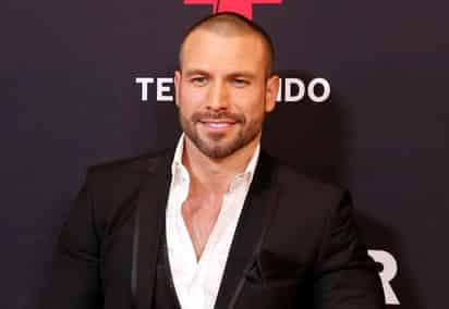 En revista. El actor mexicano, Rafael Amaya, habla de su experiencia con las drogas y el alcohol tras participar en serie. 