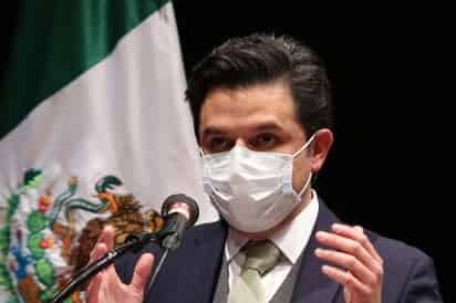  Ante representantes de agrupaciones, colegios y federación de profesionistas de la salud, el director general del Instituto Mexicano del Seguro Social (IMSS), Zoé Robledo Aburto informó que sobre el caso de la detención de la doctora Azucena Guadalupe Calvillo Carrillo, el jurídico del Instituto interviene para recabar información objetiva de los hechos y hay acompañamiento en legítima defensa. (ARCHIVO)