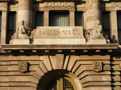 Luego de que la Cámara de Diputados aplazara hasta inicios del 2021 la discusión y votación de la reforma en materia de captación de divisas, el Banco de México (Banxico) reconoció la respuesta del Congreso para un diálogo. (ARCHIVO)