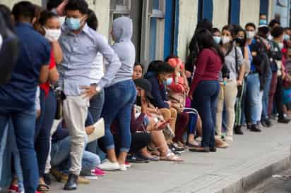 Los jóvenes destacan la ansiedad entre la 'generación COVID' por las crisis paralelas del clima y del empleo juvenil. (EL SIGLO DE TORREÓN) 