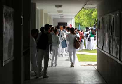 Las universidades públicas están atravesando por dificultades financieras que impiden que tengan recursos para terminar el año sin recurrir a la petición de dinero extraordinario. (EL SIGLO DE TORREÓN) 