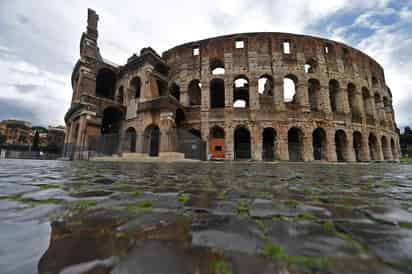  El gobierno italiano ha extendido las restricciones de viaje y otras medidas una semana más para contener un aumento en las infecciones por coronavirus. (EFE)